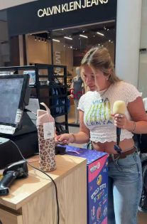 חוזרים ללימודים עם קניוני עופר. מתוך: קמפיין teenk לקניוני עופר
